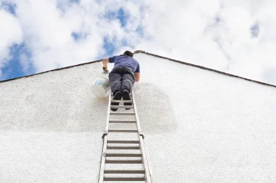Peinture extérieure à Leigneux — façades et ravalement